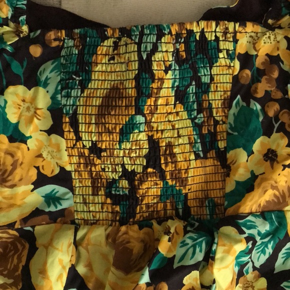 Lauren Ashley x urban outfitters floral cropped blouse - Picture 5 of 5